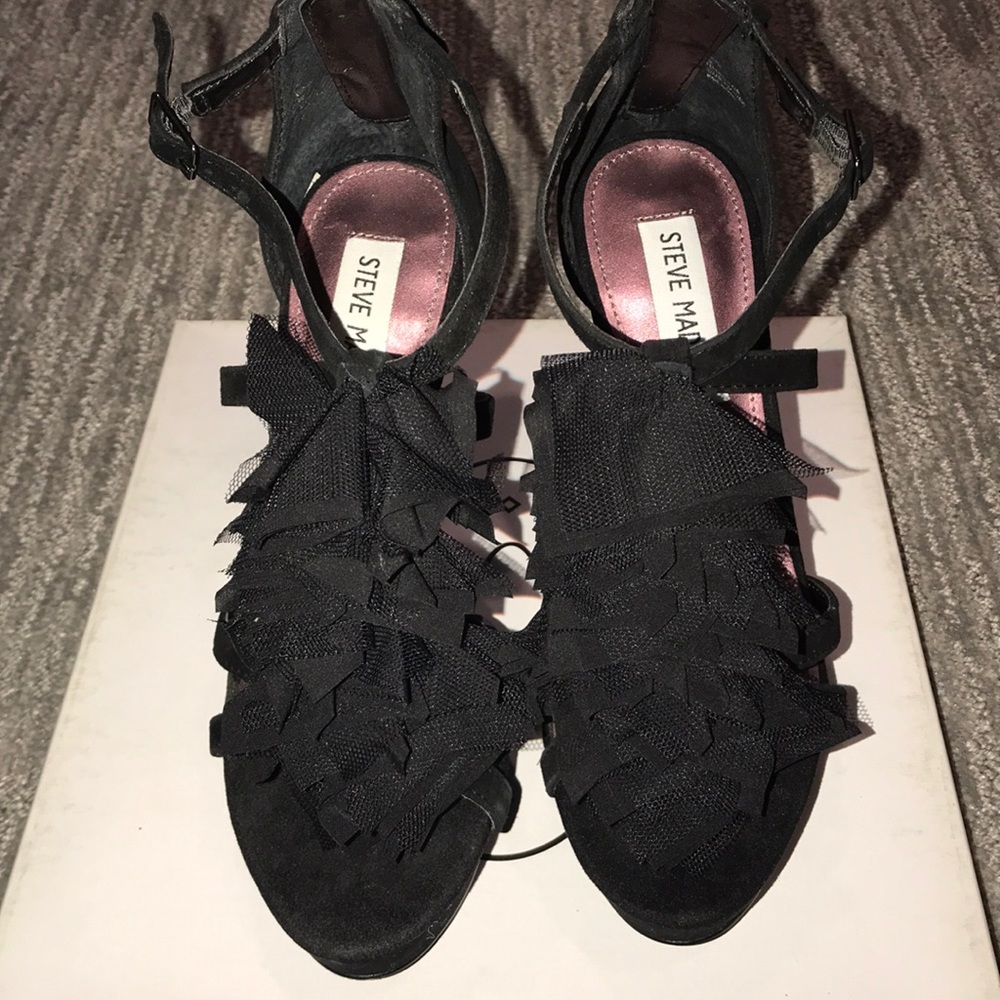 Steve Madden Vinitta black suede sandals 5" heels.